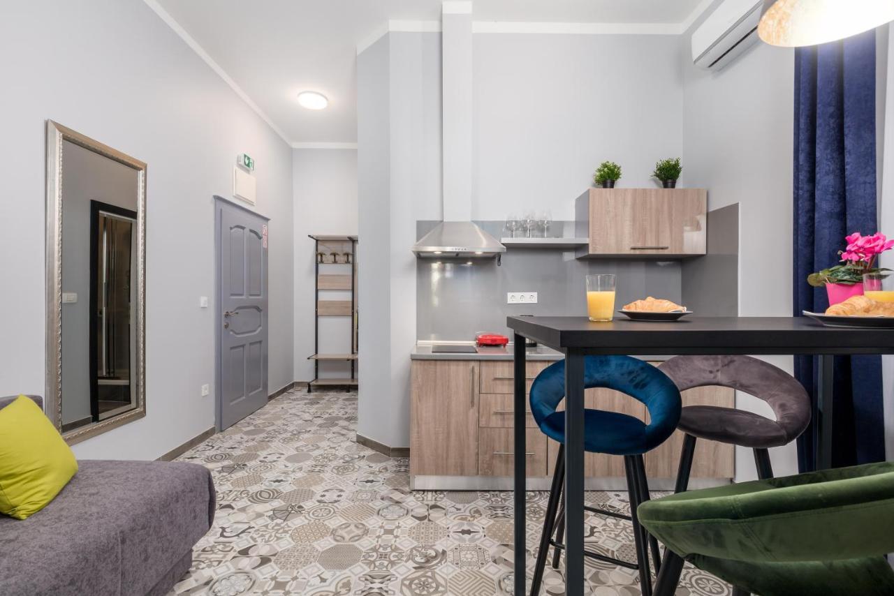 Apartments Piccola Venezia Риека Экстерьер фото