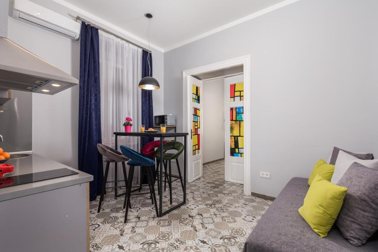 Apartments Piccola Venezia Риека Экстерьер фото